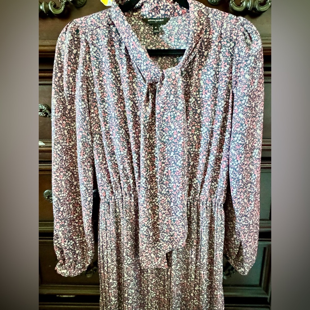 Floral Banana Republic Navy long collar with Pink and Cream Accents